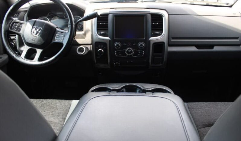 
								2013 Ram 1500 Big Horn full									