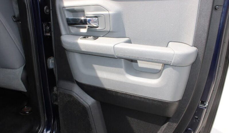 
								2013 Ram 1500 Big Horn full									