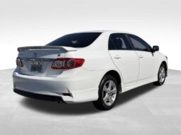 
										2013 Toyota Corolla S full									
