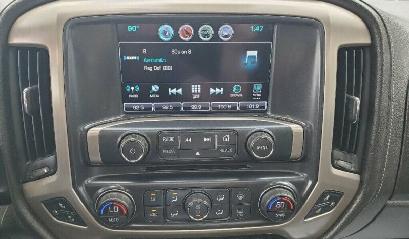 
								2017 GMC Sierra 1500 Denali full									