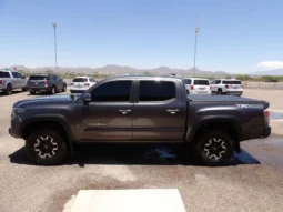 
										2020 Toyota Tacoma TRD Off-Road full									