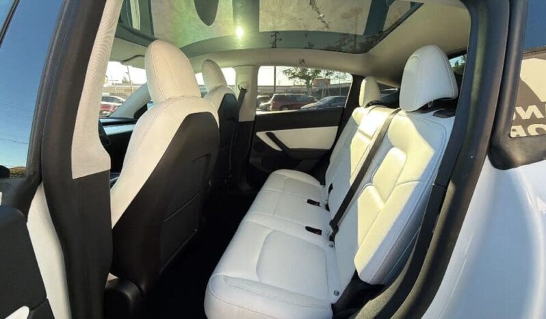 
								2021 Tesla Model Y Long Range Sport Utility 4D full									
