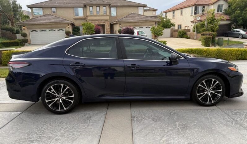 
								2022 Toyota Camry LE full									