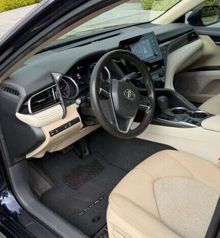 
								2022 Toyota Camry LE full									
