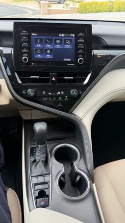 
										2022 Toyota Camry LE full									