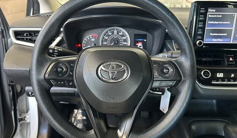 
								2022 Toyota Corolla LE full									