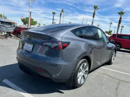 
										2023 Tesla Model Y Long Range AWD full									