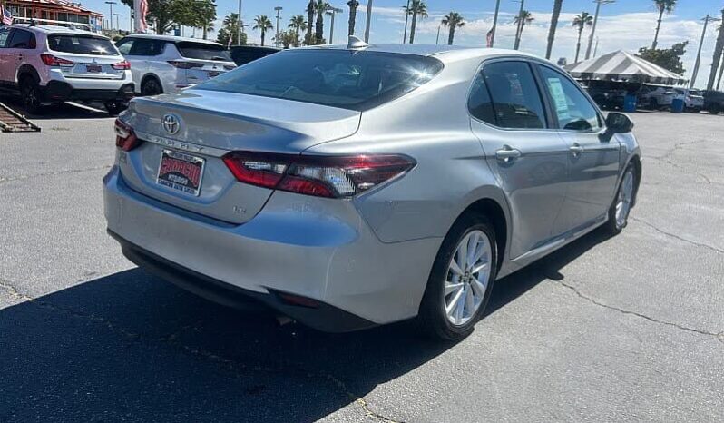 
								2023 Toyota Camry LE full									