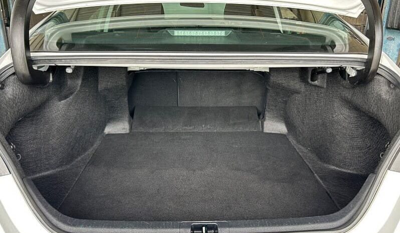 
								2023 Toyota Camry SE full									