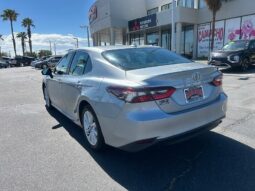 
										2023 Toyota Camry LE full									