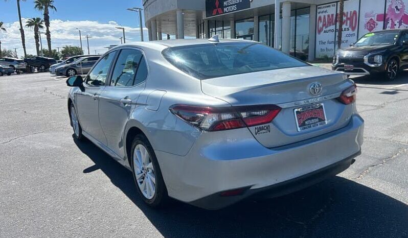 
								2023 Toyota Camry LE full									