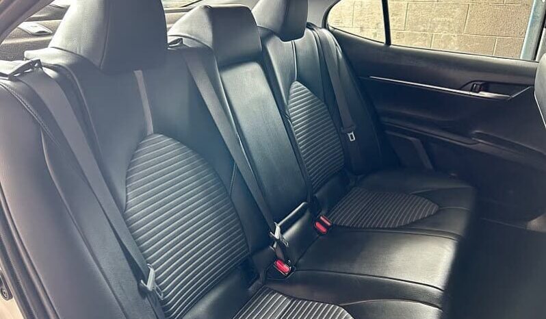 
								2023 Toyota Camry SE full									