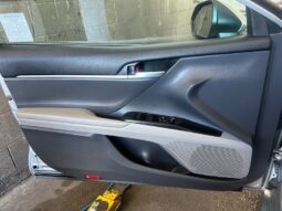 
										2023 Toyota Camry LE full									
