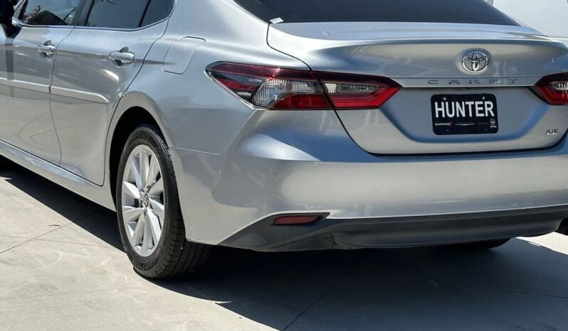 
								2023 Toyota Camry LE full									