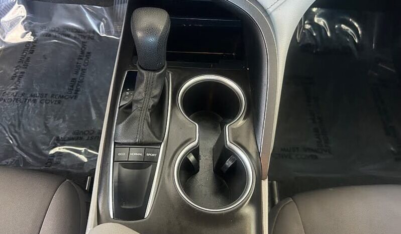 
								2023 Toyota Camry LE full									