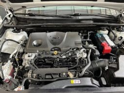 
										2023 Toyota Camry SE full									