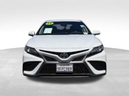 
										2023 Toyota Camry SE full									