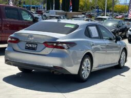 
										2023 Toyota Camry LE full									