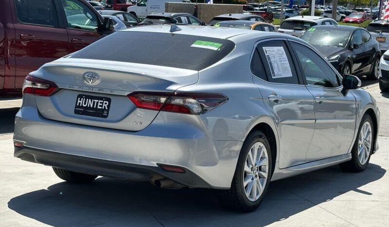 
								2023 Toyota Camry LE full									