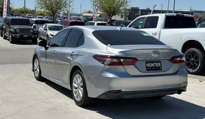 
								2023 Toyota Camry LE full									