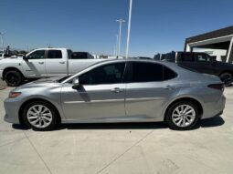 
										2023 Toyota Camry LE full									