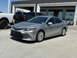 
										2023 Toyota Camry LE full									