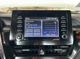 
										2023 Toyota Camry SE full									