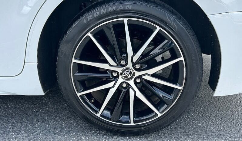 
								2023 Toyota Camry SE full									