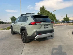
										2023 Toyota RAV4 Adventure full									