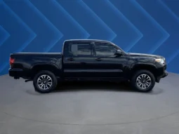
										2023 Toyota Tacoma SR V6 full									