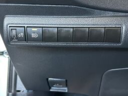 
										2024 Toyota Corolla LE full									