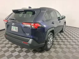
										2024 Toyota RAV4 XLE Premium full									