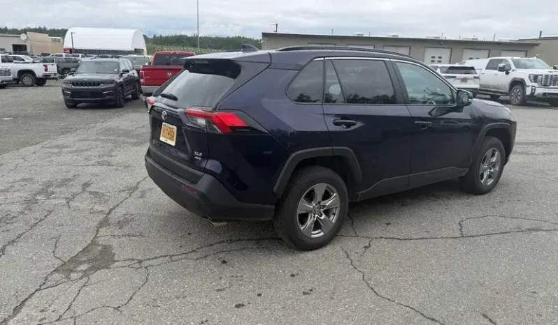 
								2024 Toyota RAV4 XLE full									
