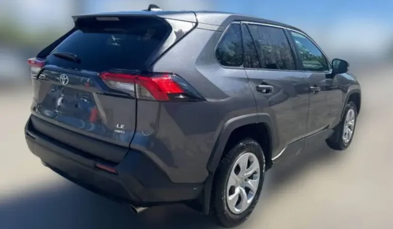 
								2024 Toyota RAV4 LE full									