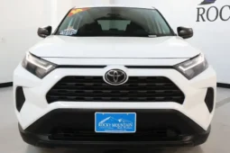 
										2024 Toyota RAV4 LE full									