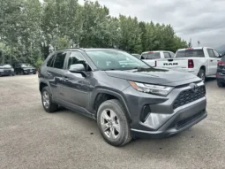 
										2024 Toyota RAV4 XLE full									