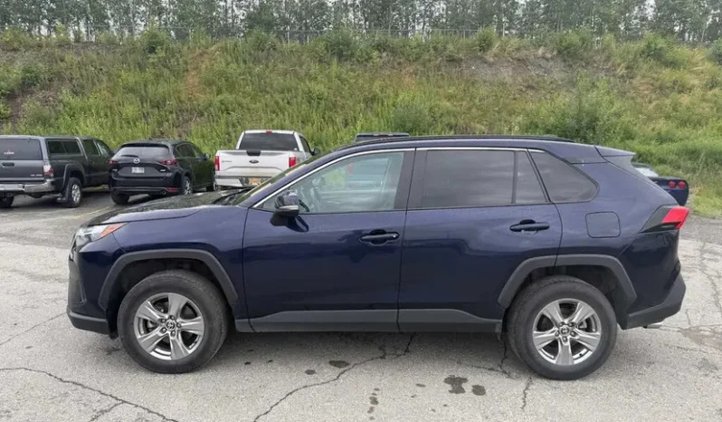 
								2024 Toyota RAV4 XLE full									
