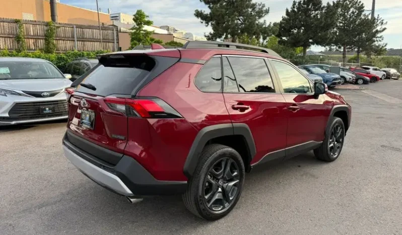 
								2024 Toyota RAV4 Adventure full									
