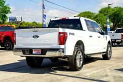 
										2025 Ford F-150 LARIAT full									