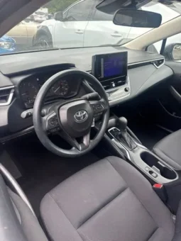 
										2025 Toyota Corolla LE full									