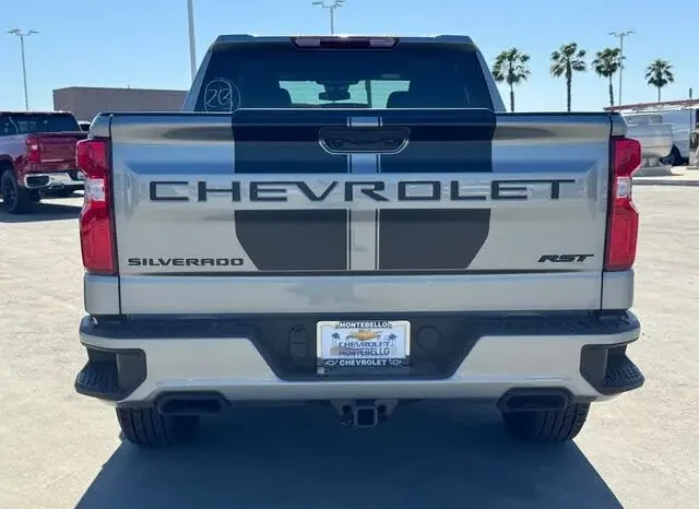 
								2026 Chevrolet Silverado 1500 RST full									