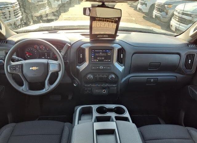 
								2026 Chevrolet Silverado 1500 Custom full									