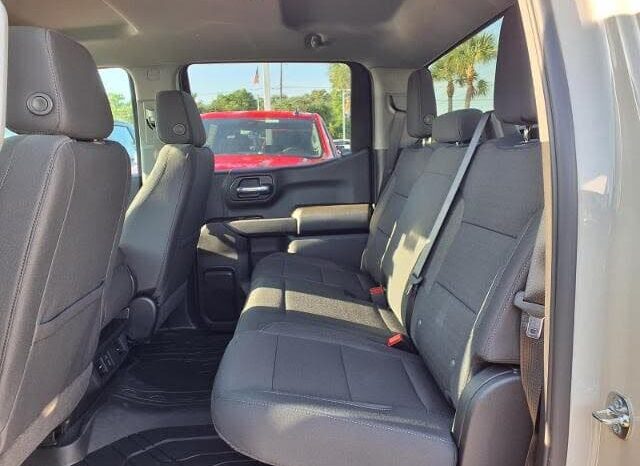 
								2026 Chevrolet Silverado 1500 Custom full									