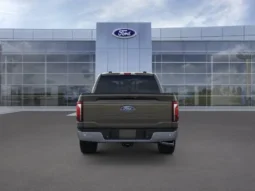 
										2026 Ford F-150 LARIAT full									