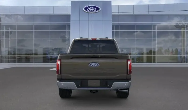 
								2026 Ford F-150 LARIAT full									