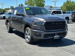 
										2026 Ram 1500 Express full									