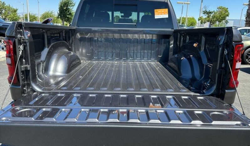 
								2026 Ram 1500 Express full									