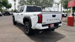 
										2026 Toyota Tacoma TRD Off-Road full									